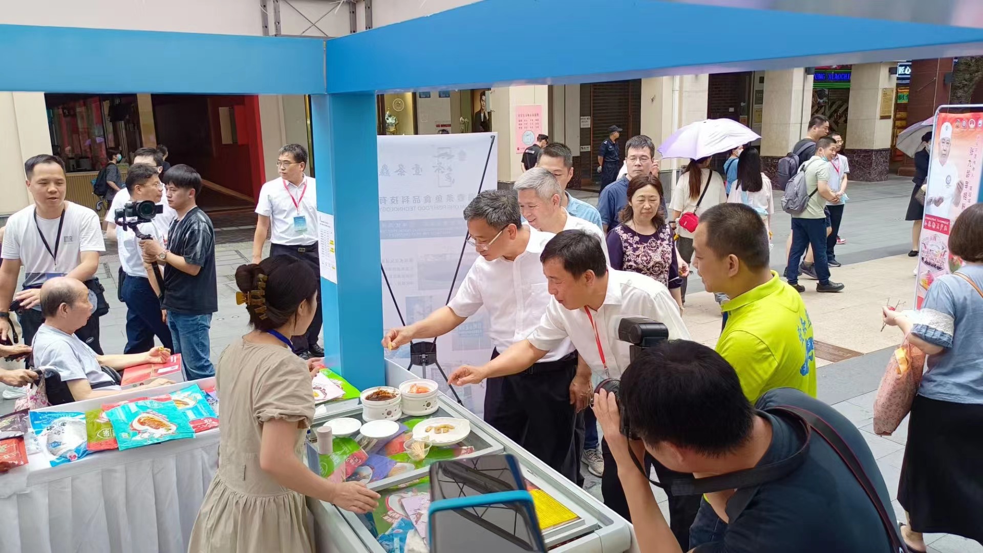 7d74260eef81cc8e467f8586a16732e.jpg 7d74260eef81cc8e467f8586a16732e.jpg